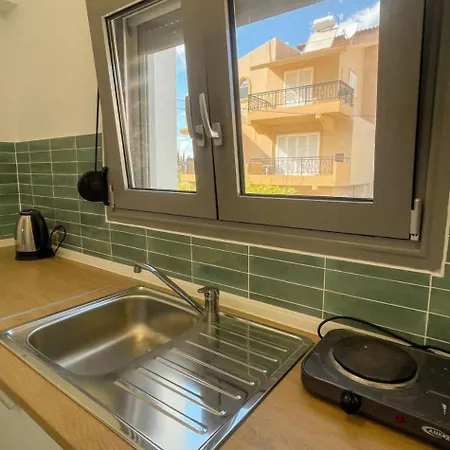 Charming Greek-style Apartman Jaliszósz