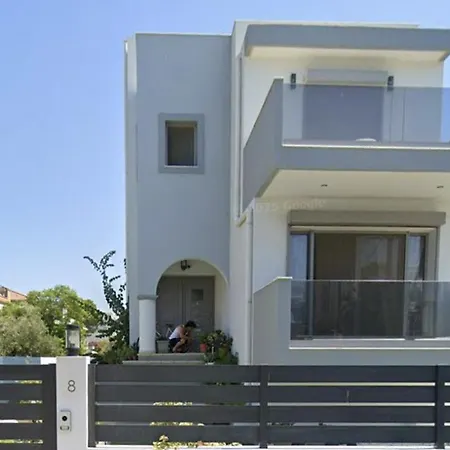 Charming Greek-style Apartment Ialysos (Rhodes)